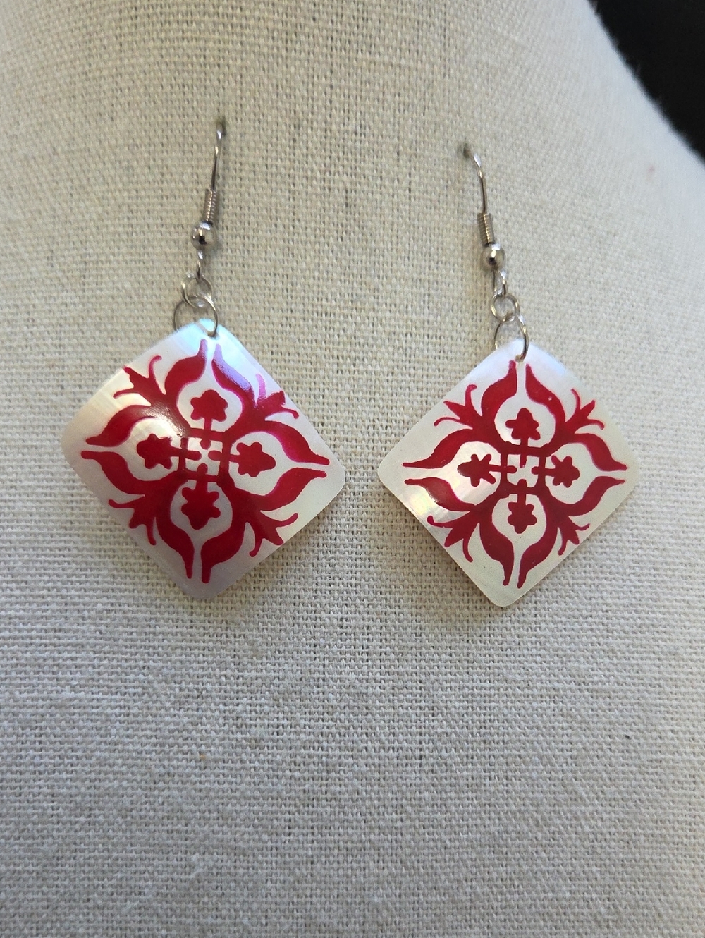 Puanani Pineapple Mother Of Pearl Earrings